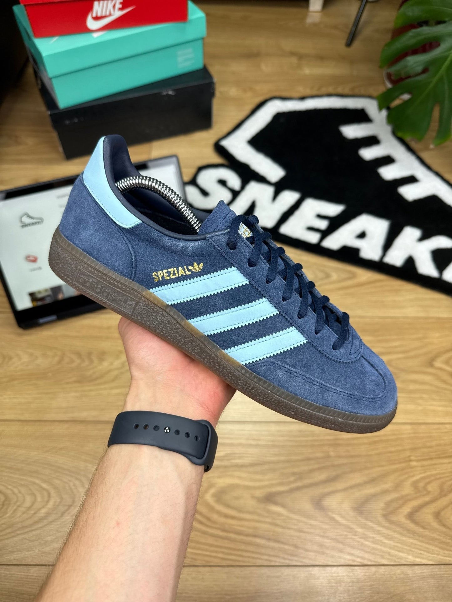Adidas Spezial (43 1/3)