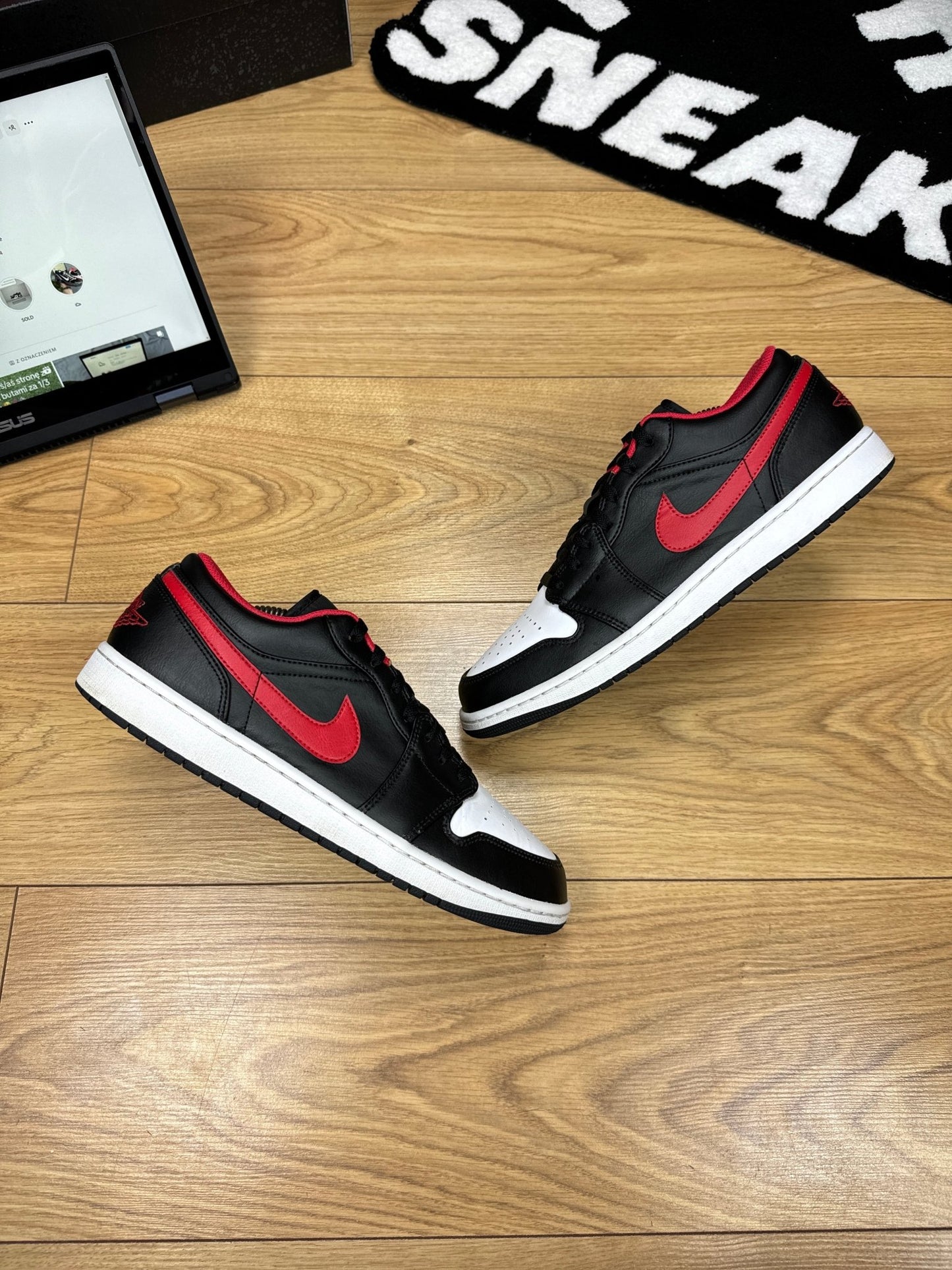 Nike Air Jordan 1 Low (45)