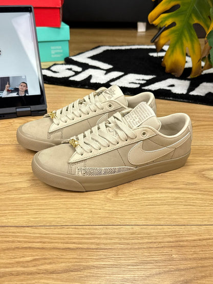 Nike Blazer Low “Khaki” (FPAR Collaboration) Blazer Low Khaki FPAR — buty sportowe męskie nowe rozmiar 38, widok z tyłu