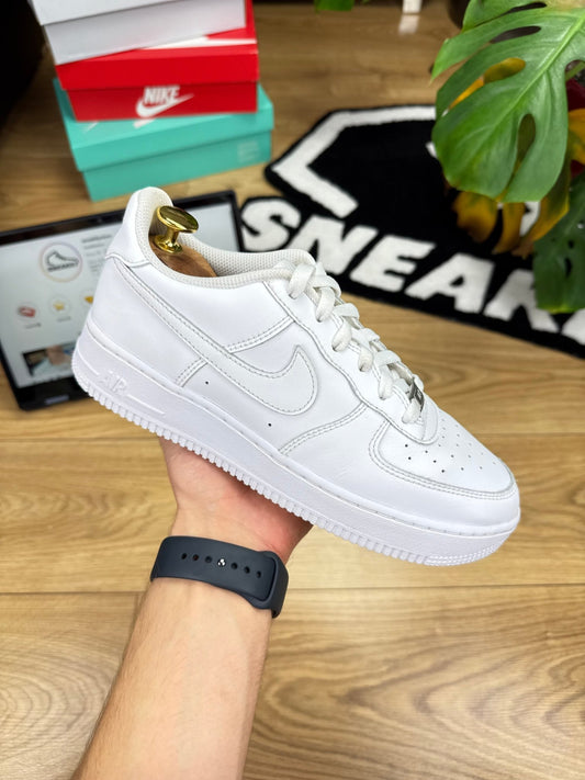 Nike Air Force 1 Low (38.5)