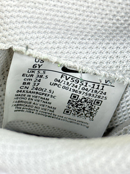 Nike Air Force 1 Low (38.5)
