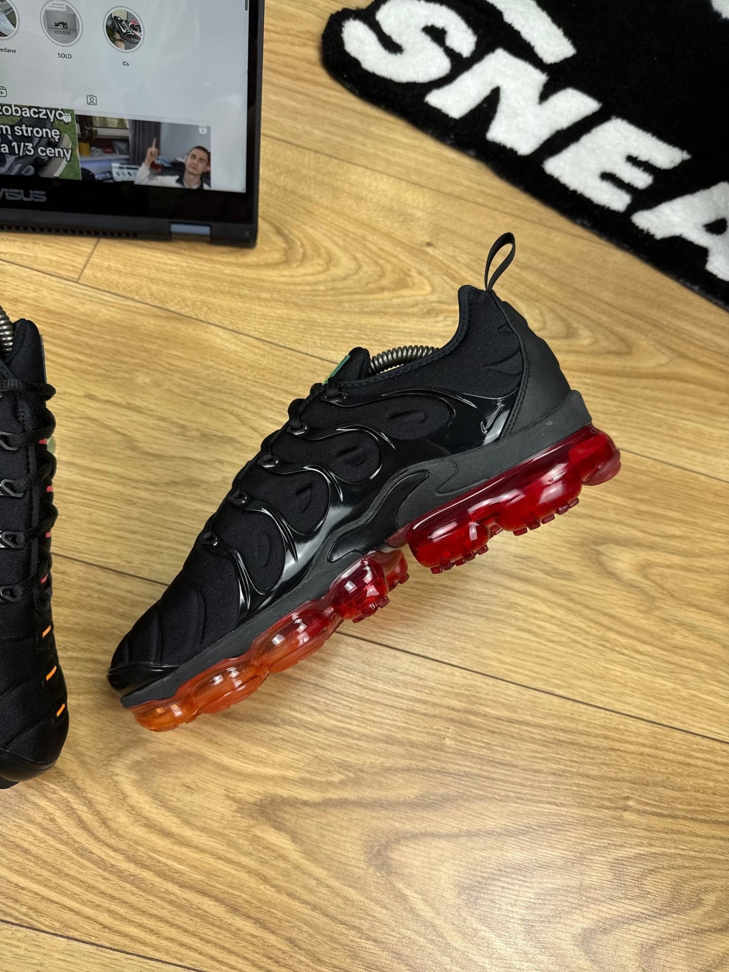 Nike Air Vapormax Plus (43)