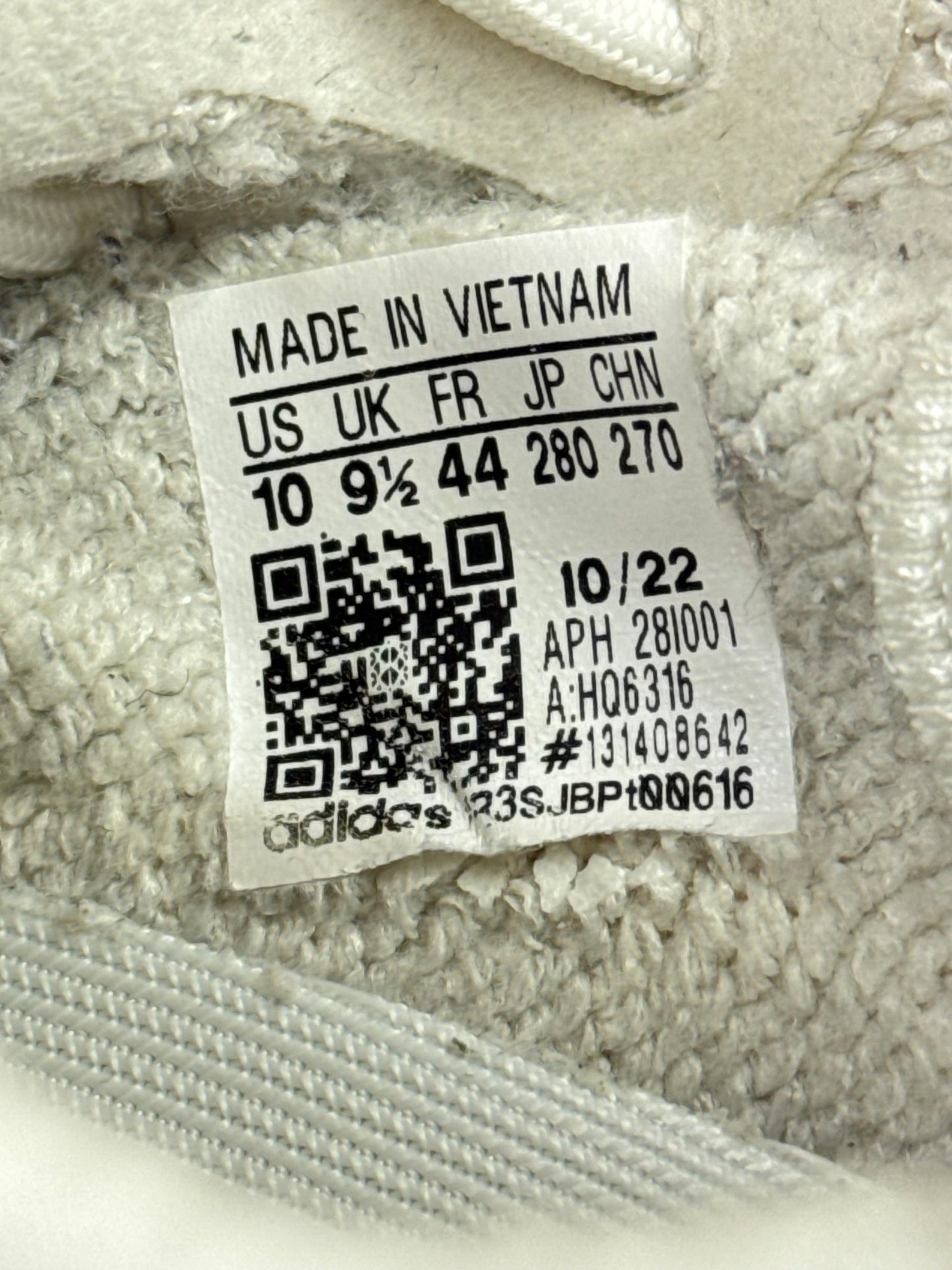 Adidas Yeezy 350 (44)