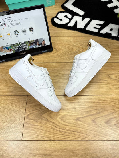 Nike Air Force 1 Low (38.5)