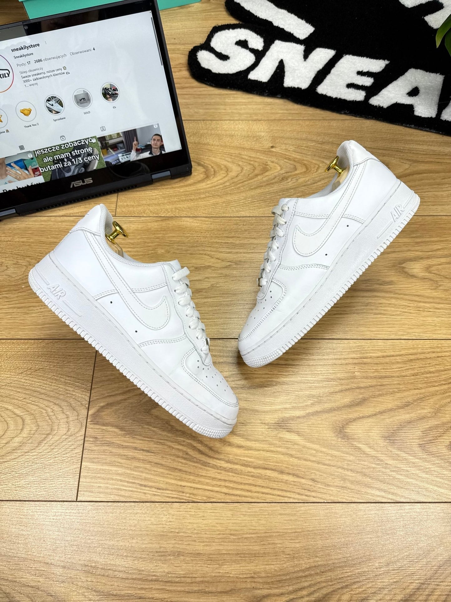 Nike Air Force 1 Low (40)