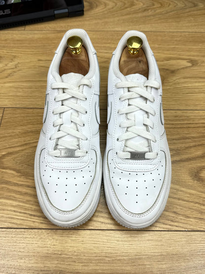 Nike Air Force 1 Low (38.5)