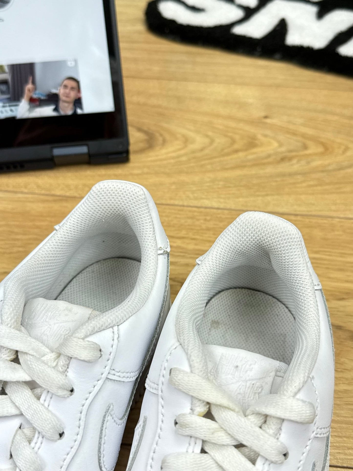Nike Air Force 1 Low (38.5)