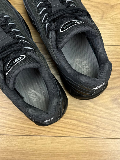 Nike Air Max 95 (42)