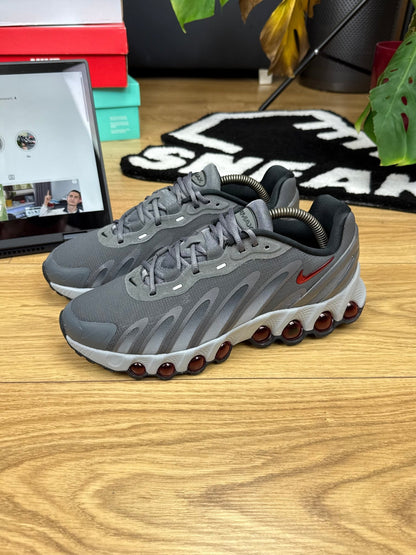 Nike Air Max DN8 (42.5)