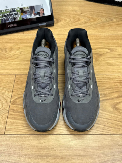 Nike Air Max DN8 (42.5)