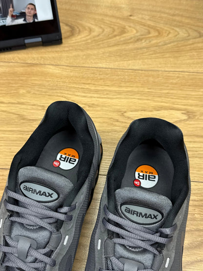 Nike Air Max DN8 (42.5)