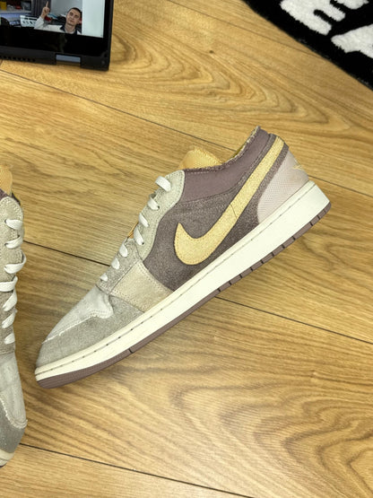 Nike Air Jordan 1 Low (46)