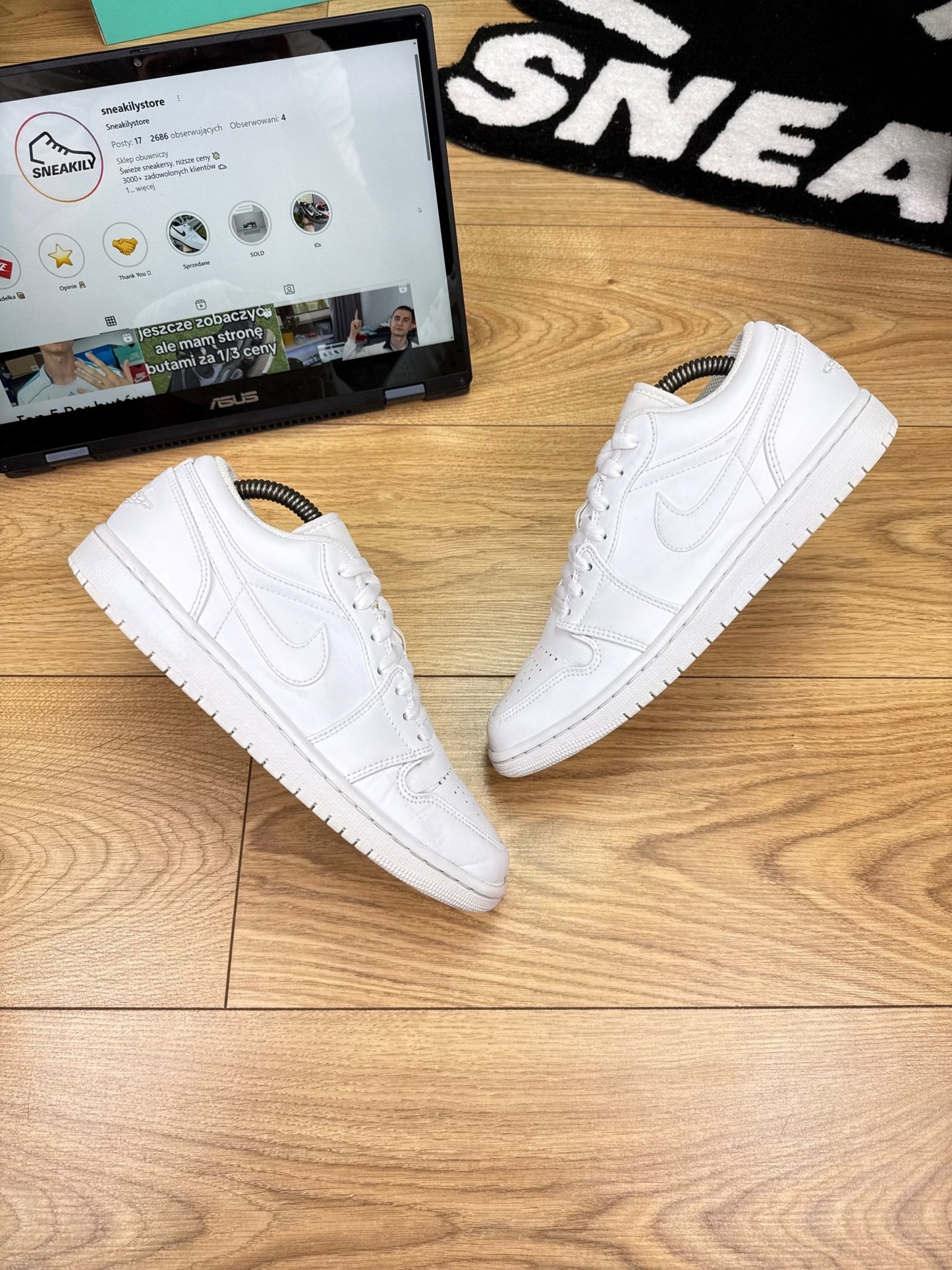 Nike Air Jordan 1 Low (42)