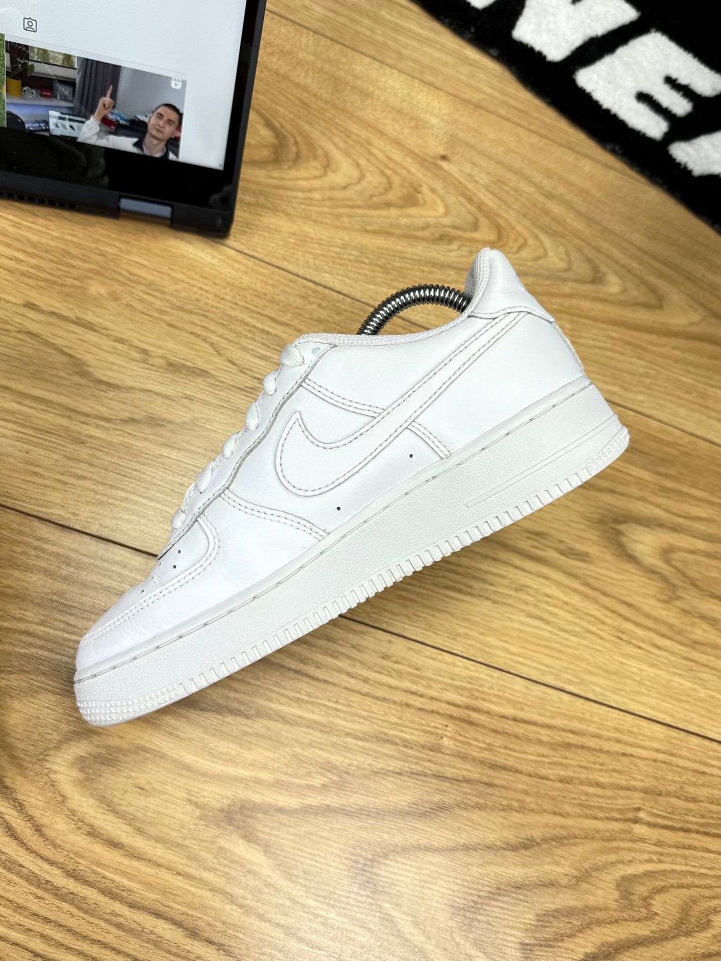 Nike Air Force 1 Low (38.5)