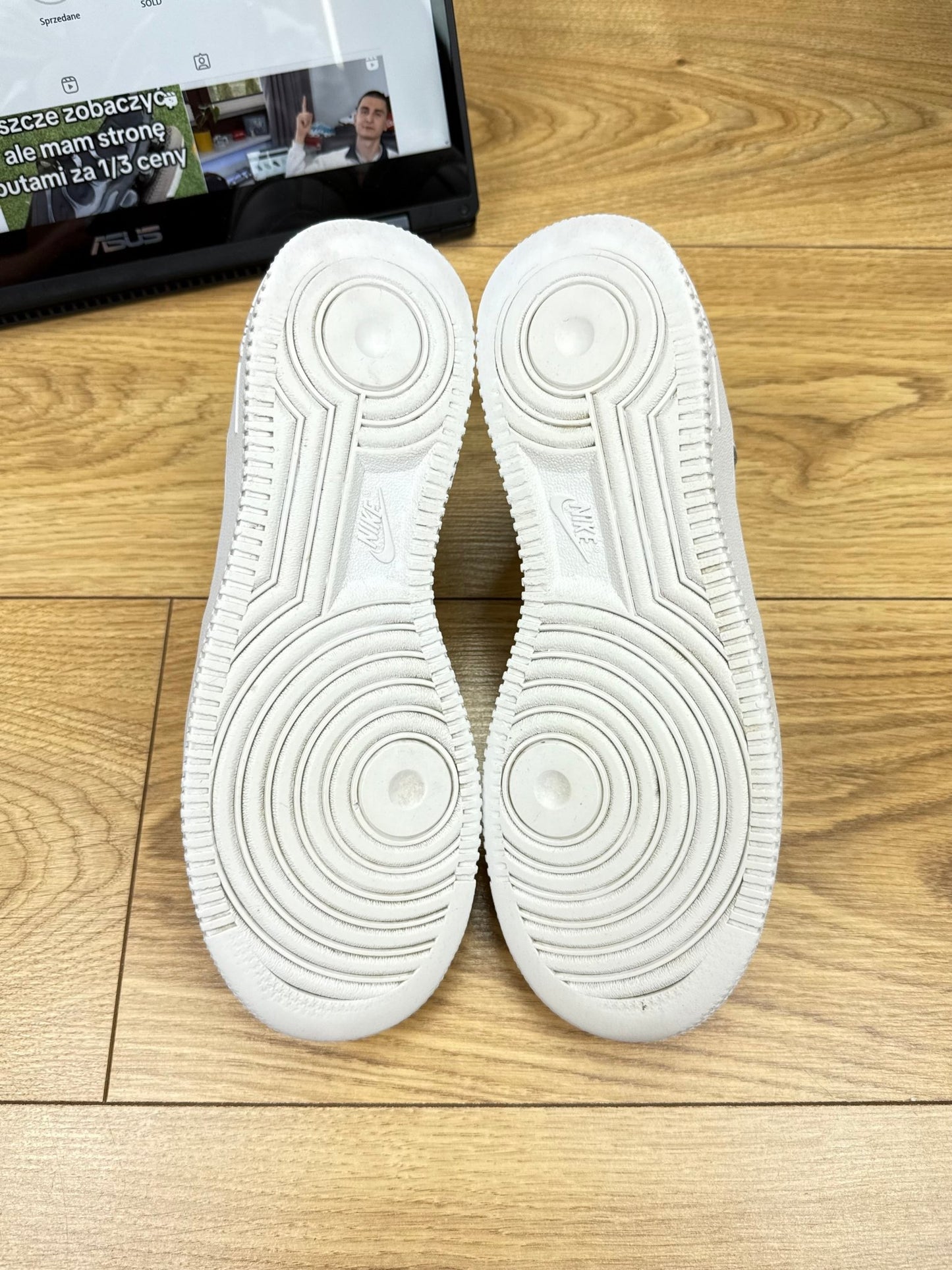 Nike Air Force 1 Low (38.5)