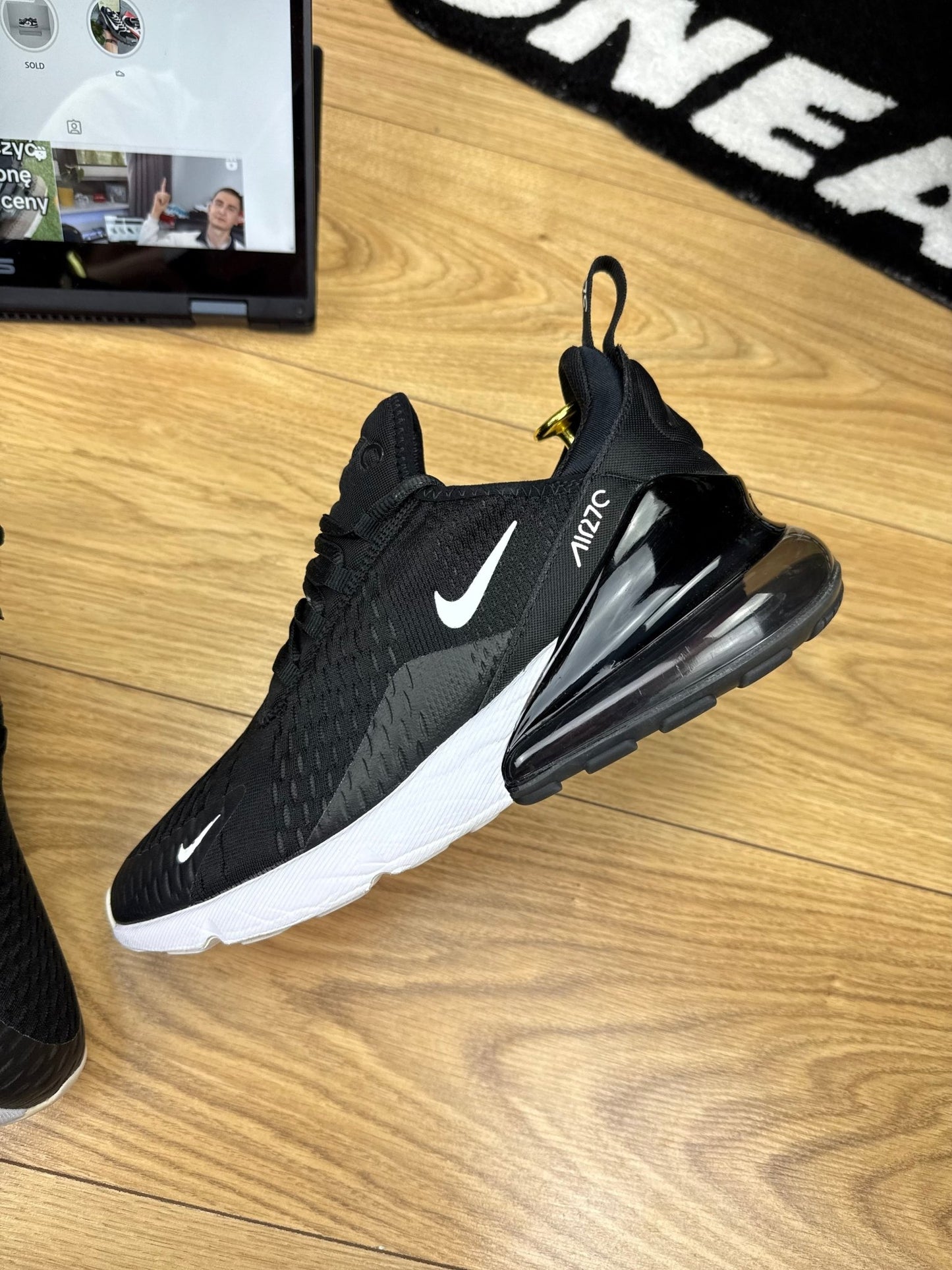 Nike Air Max 270 (43)