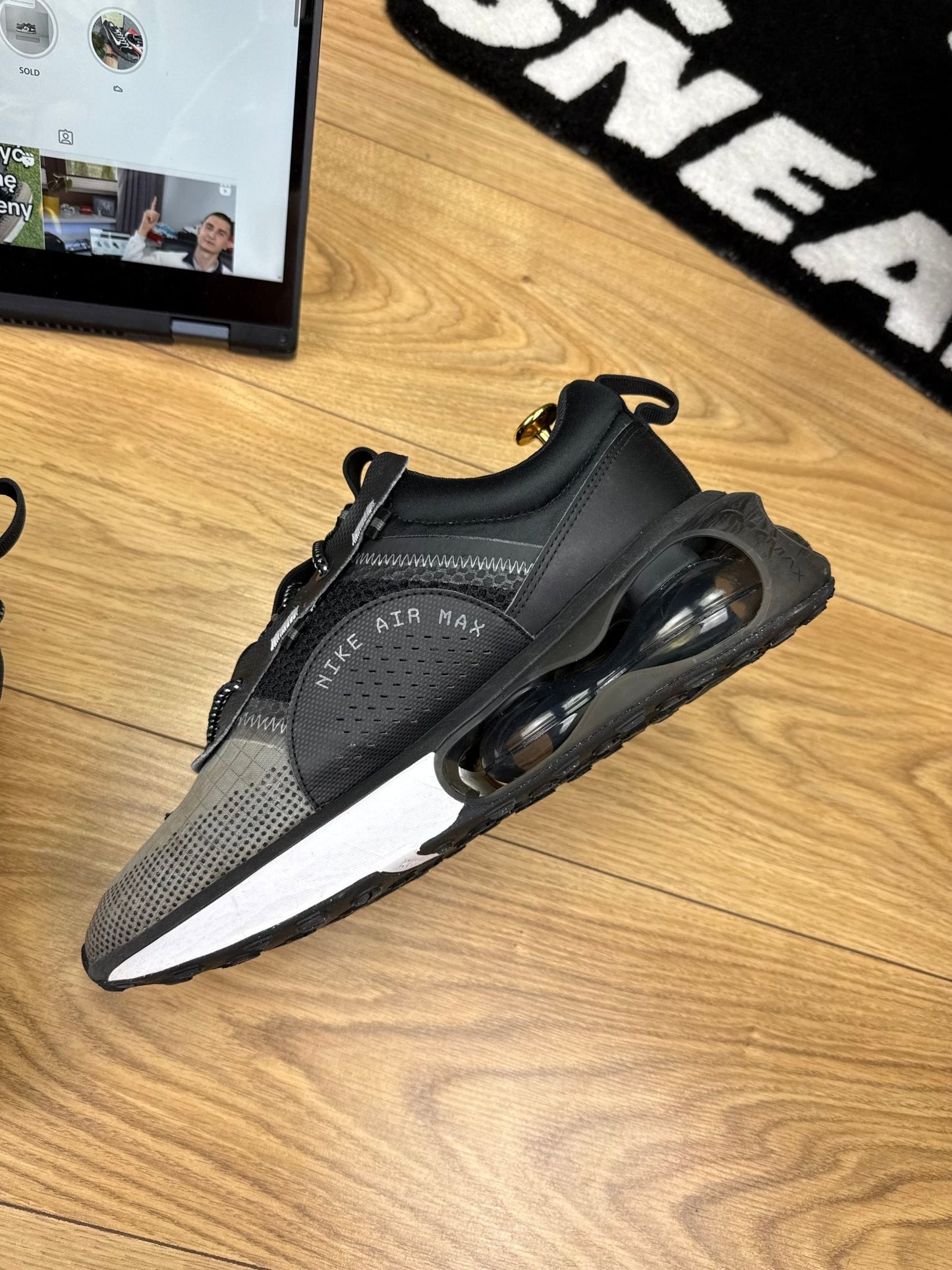 Nike Air Max 2021 (44.5)