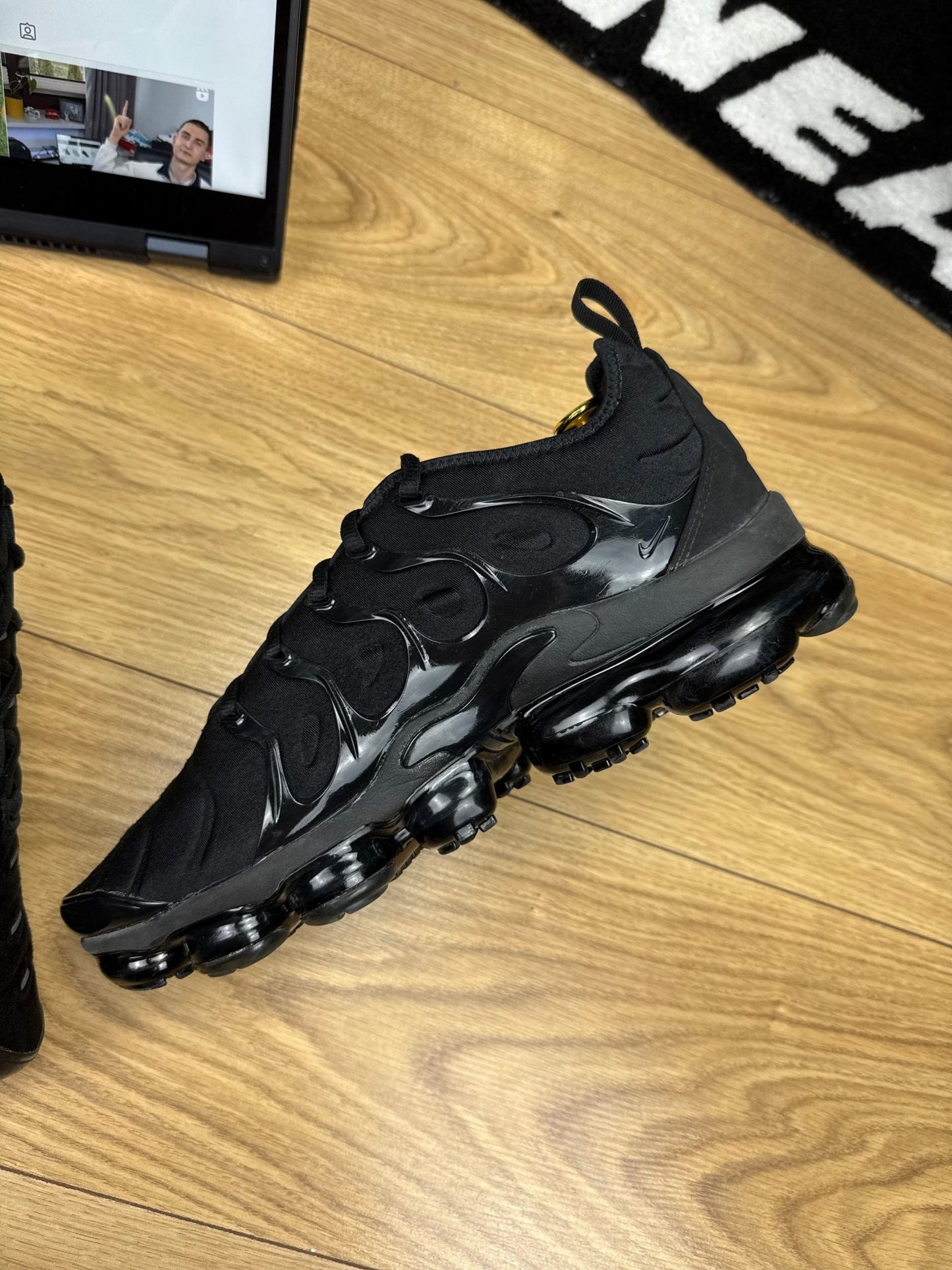 Nike Air Vapormax Plus (44)