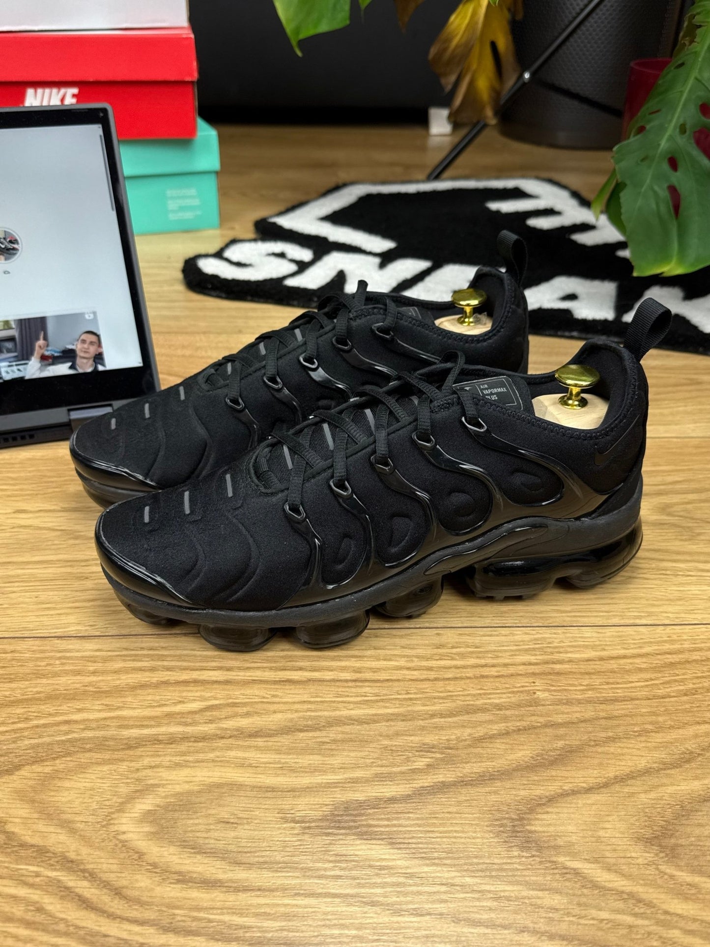 Nike Air Vapormax Plus (44)