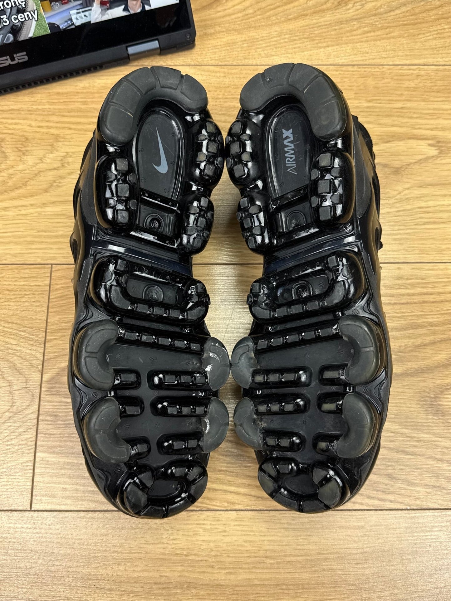 Nike Air Vapormax Plus (44)