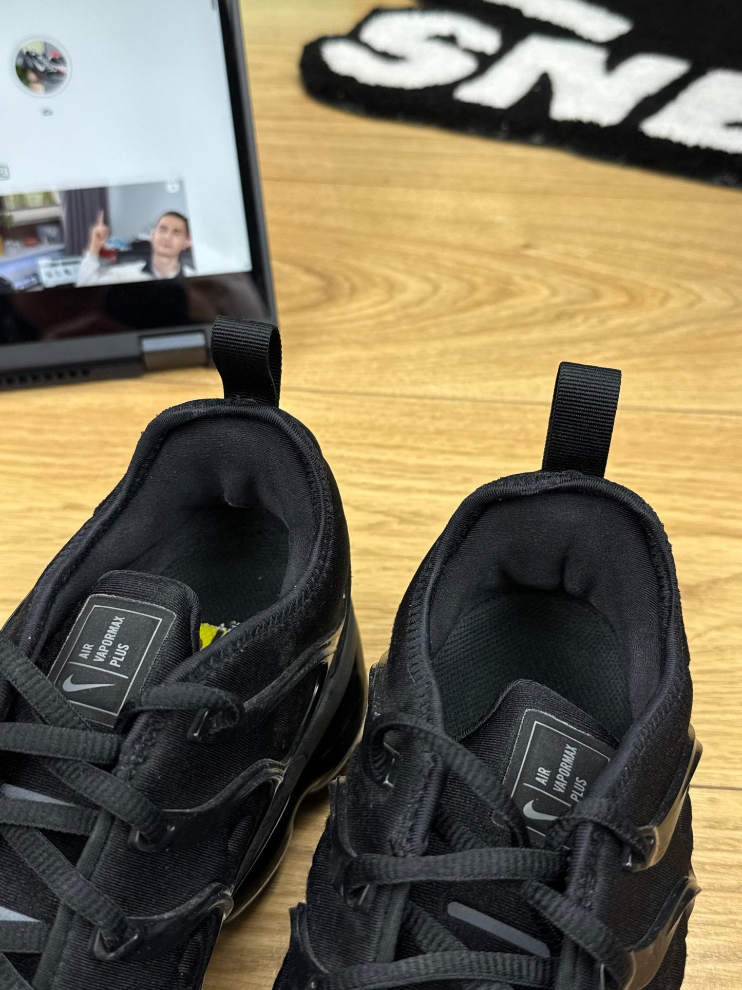 Nike Air Vapormax Plus (44)