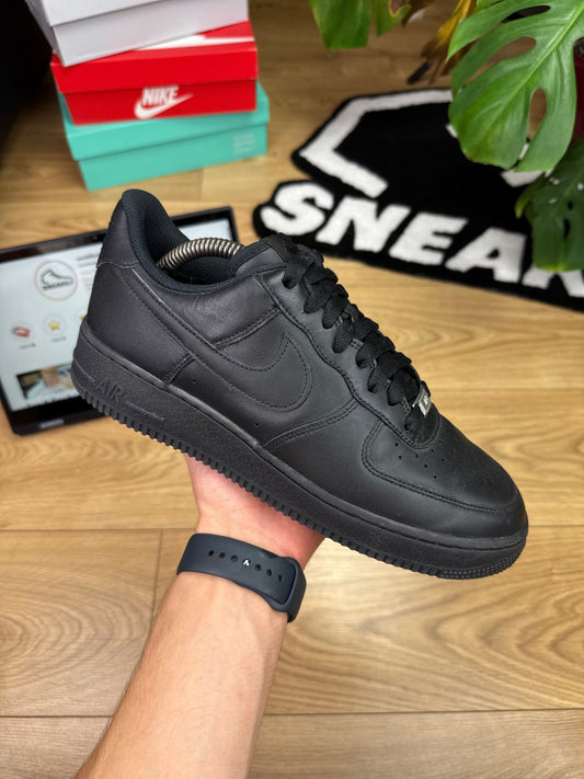 Nike Air Force 1 Low (42.5)