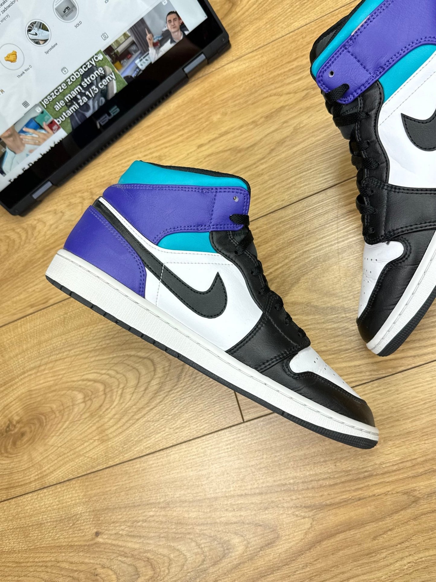 Nike Air Jordan 1 Mid (44.5)