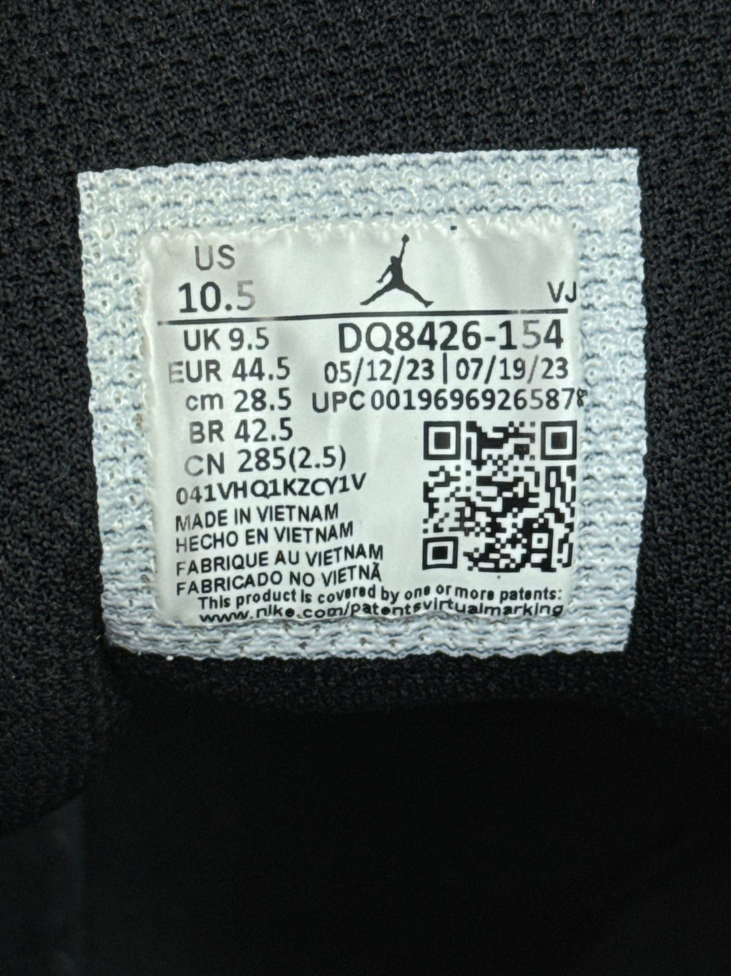 Nike Air Jordan 1 Mid (44.5)