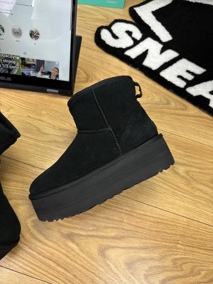 UGG Classic Mini Platform (38)