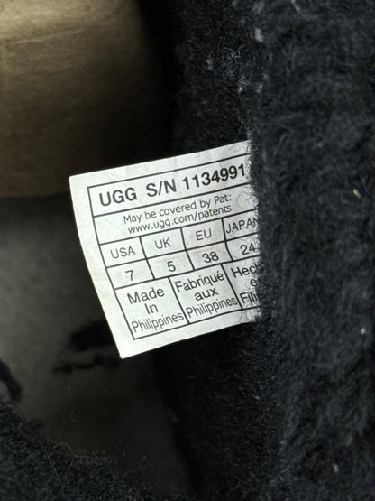UGG Classic Mini Platform (38)