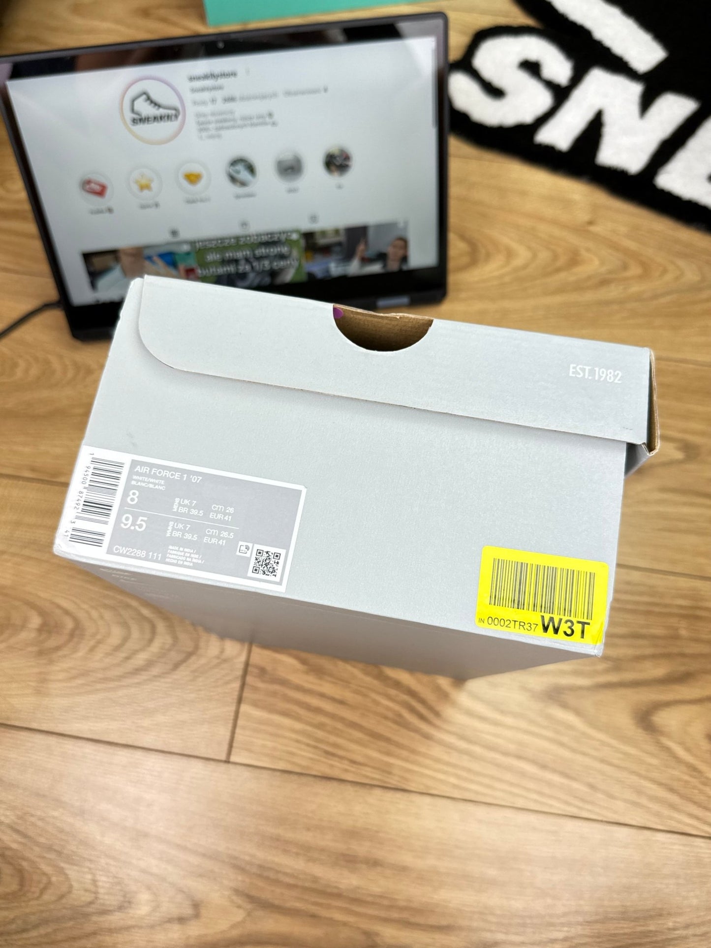 Nike Air Force 1 Low (41)