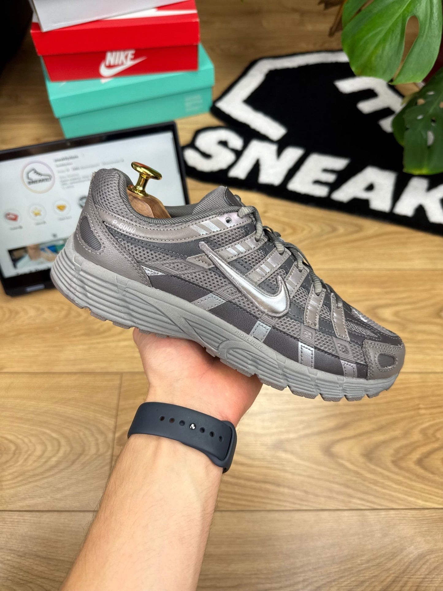 Nike P-6000 (38.5)