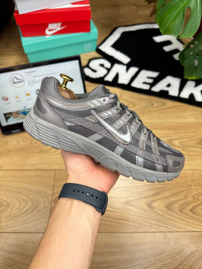 Nike P-6000 (38.5)