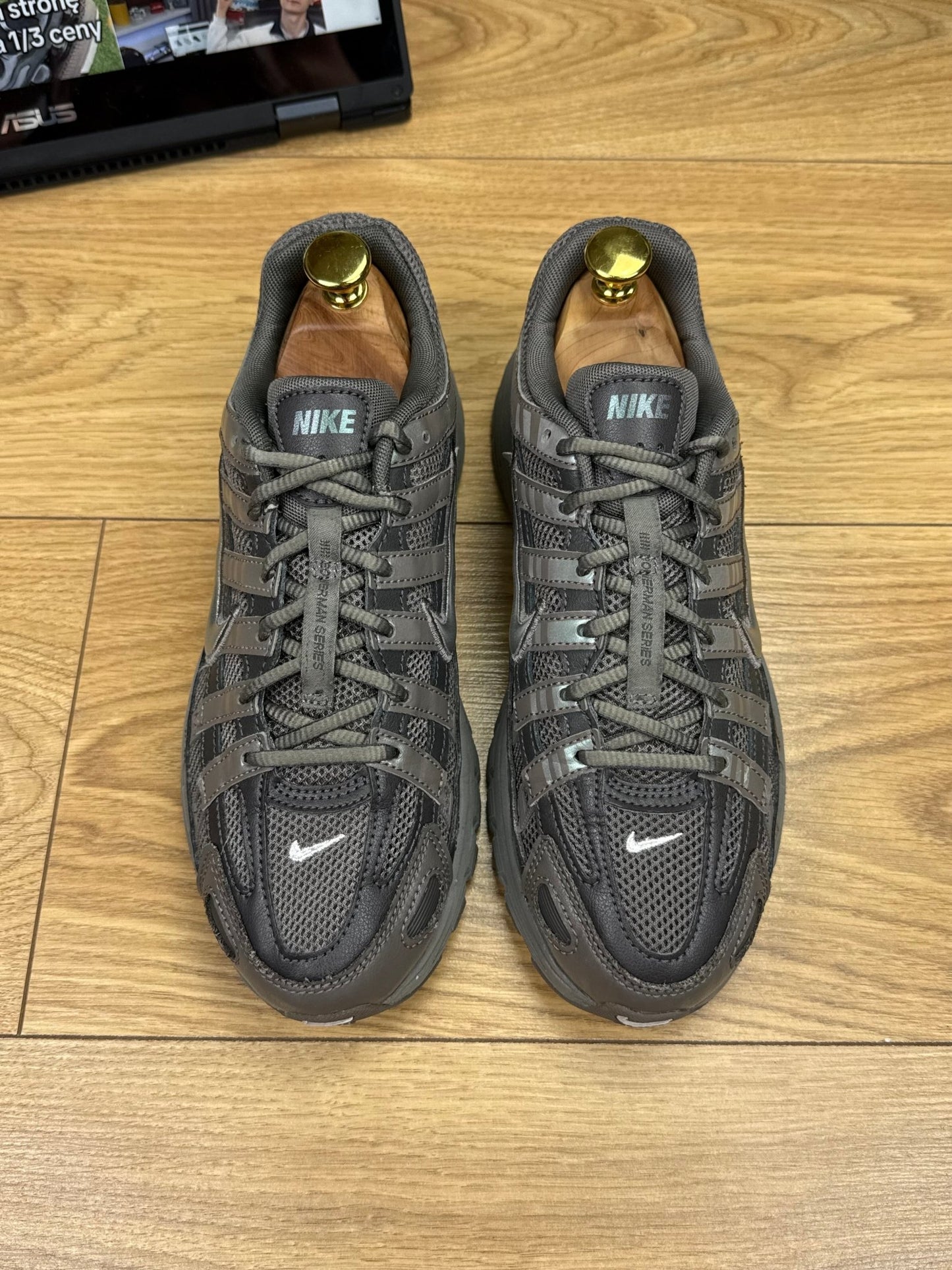 Nike P-6000 (38.5)