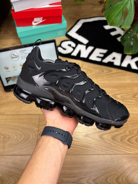 Nike Air Vapormax Plus (44)