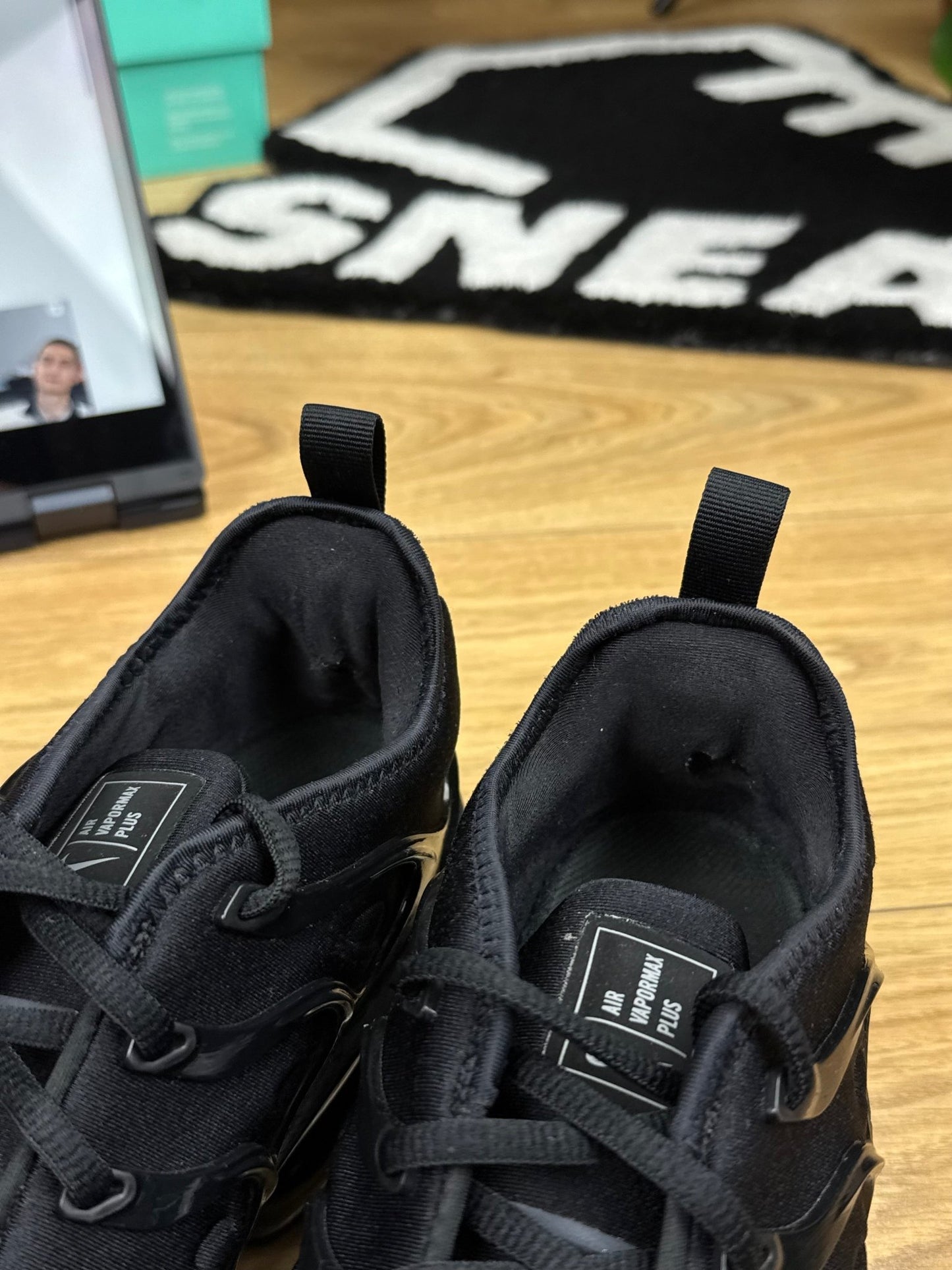 Nike Air Vapormax Plus (44)