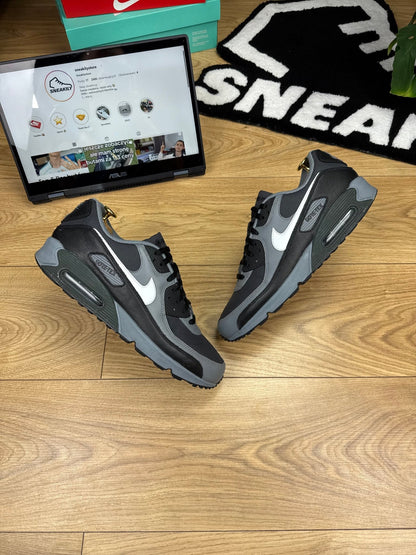 Nike Air Max 90 Gore-Tex (45)