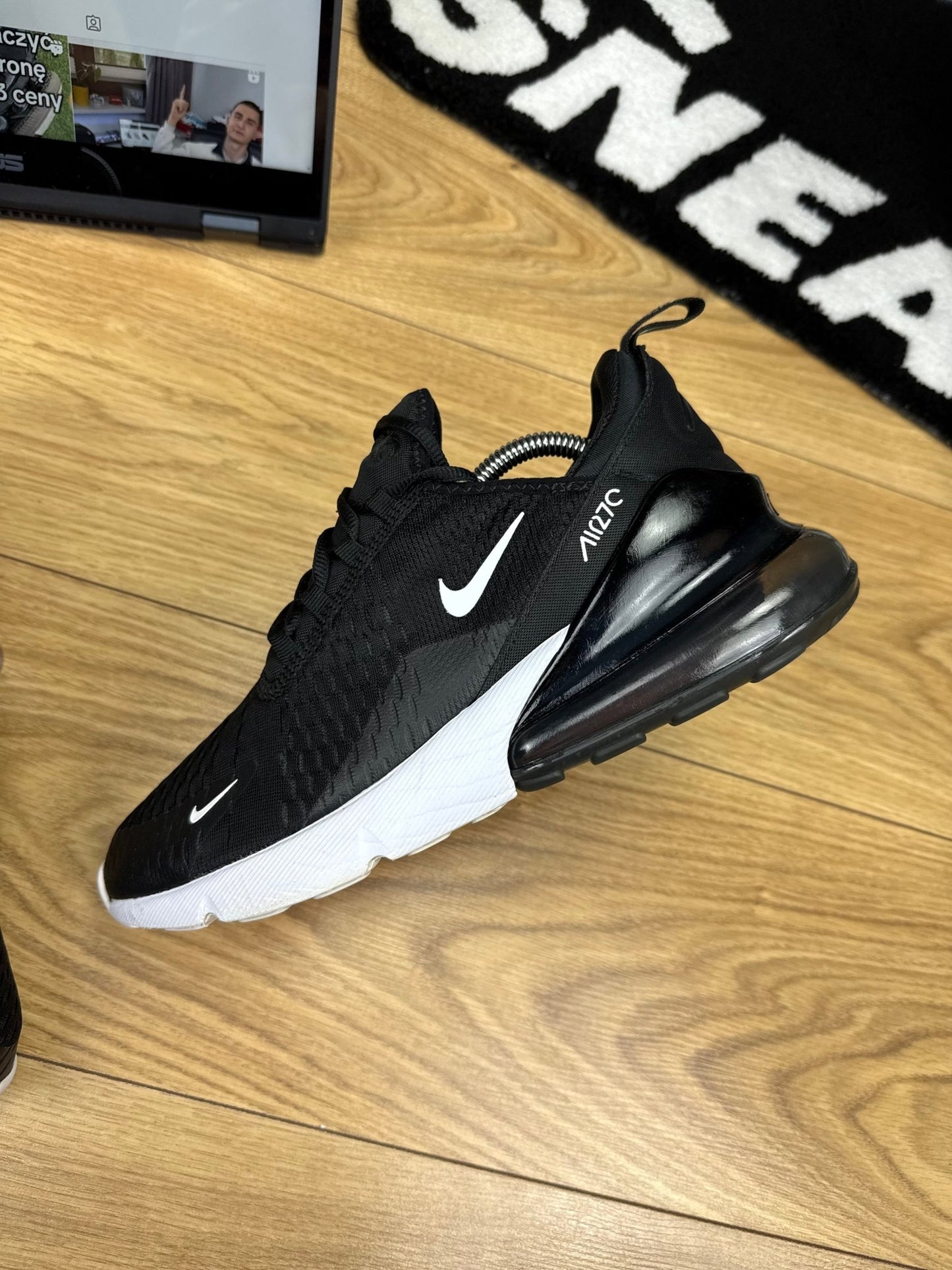 Nike Air Max 270 (42.5)