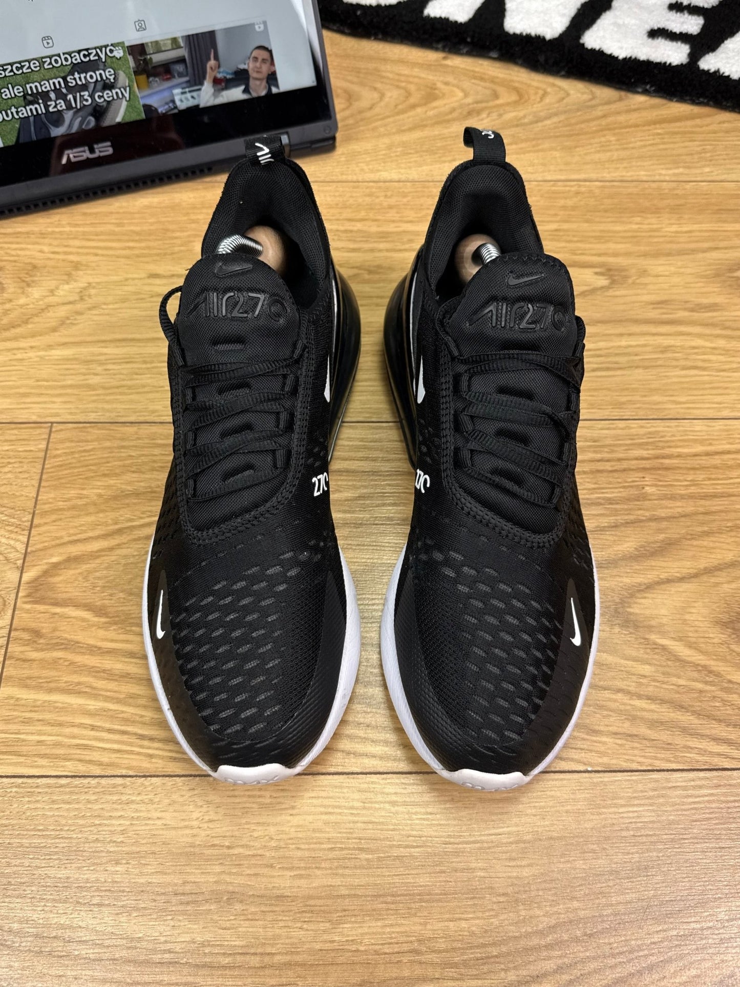 Nike Air Max 270 (42.5)