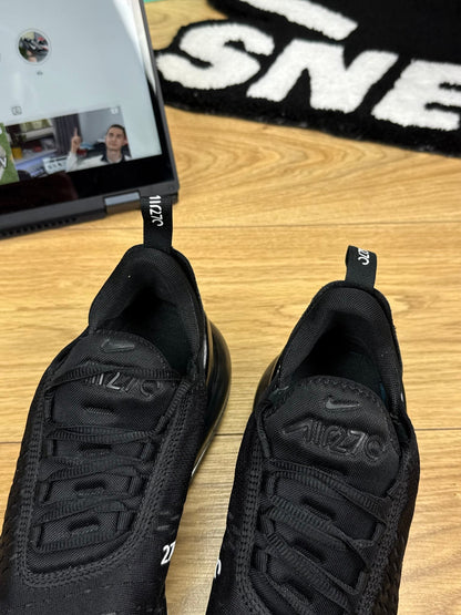 Nike Air Max 270 (42.5)