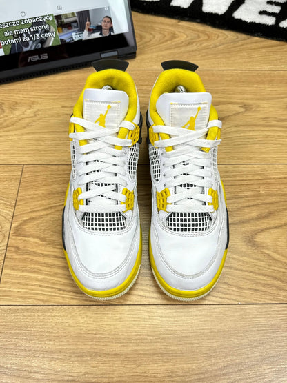 Nike Air Jordan 4 Retro (39)
