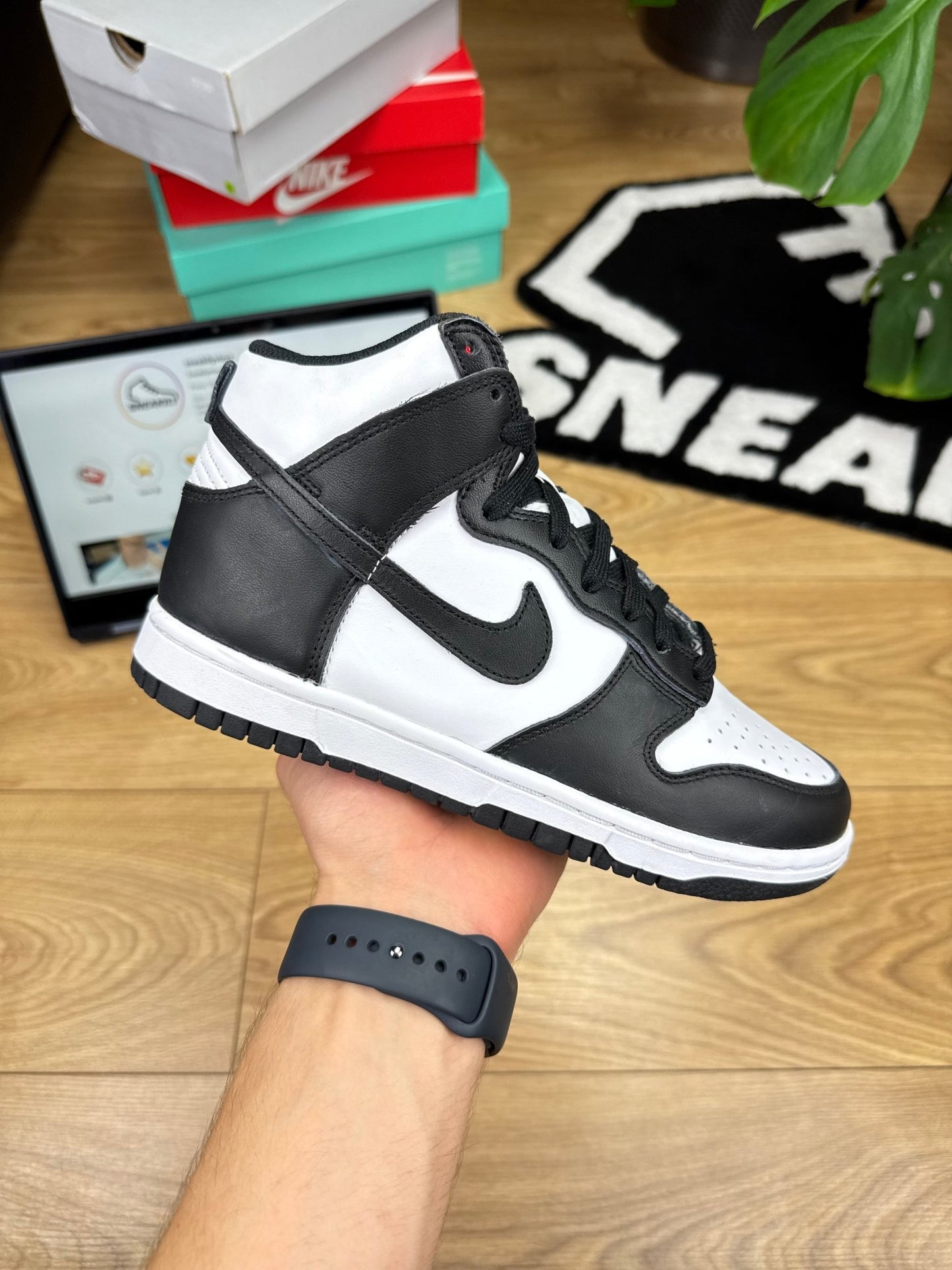 Nike Dunk High (37.5)