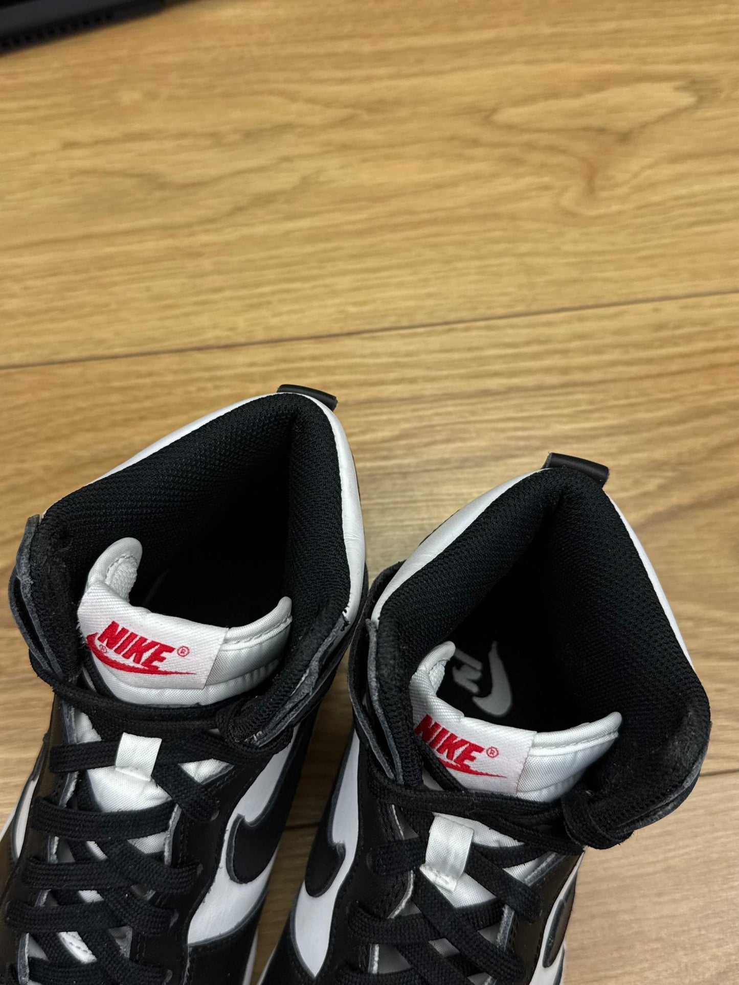 Nike Dunk High (37.5)