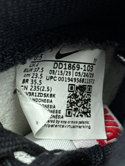 Nike Dunk High (37.5)