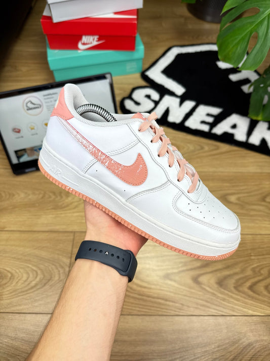 Nike Air Force 1 Low (40)