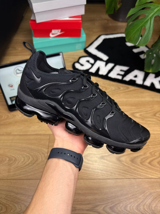 Nike Air Vapormax Plus (46)