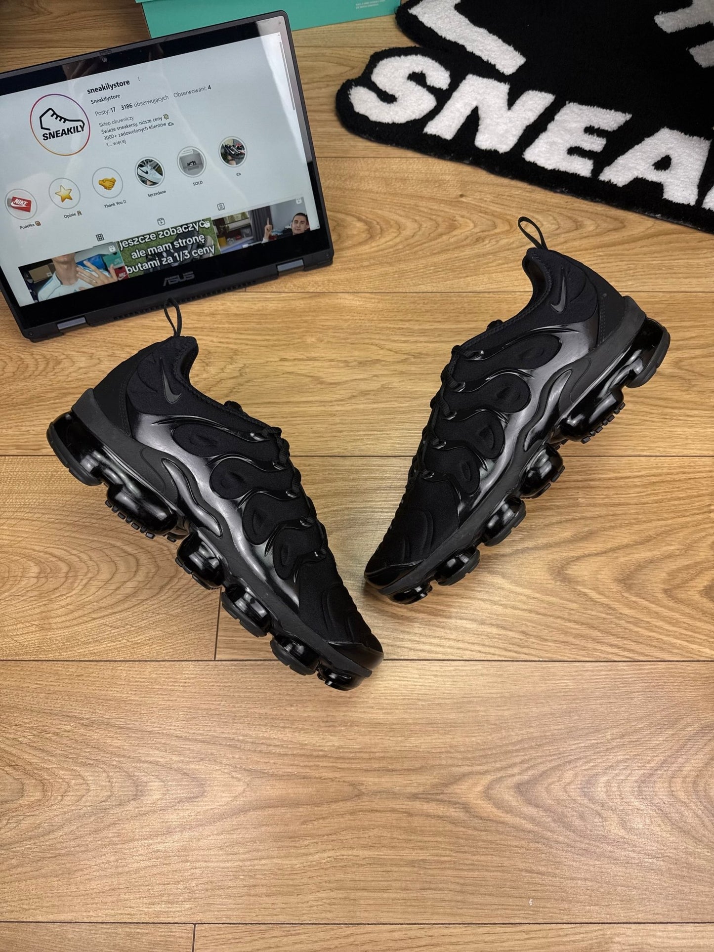 Nike Air Vapormax Plus (46)