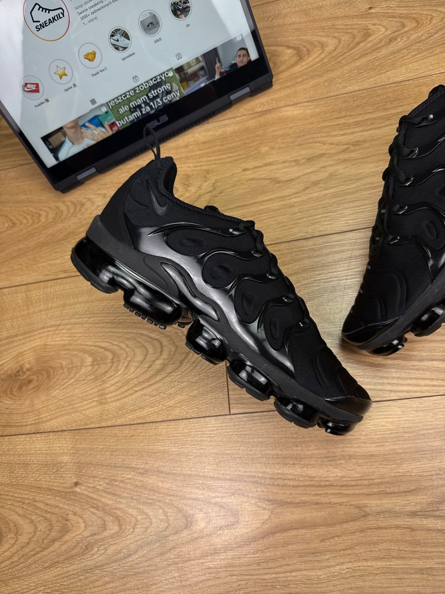 Nike Air Vapormax Plus (46)