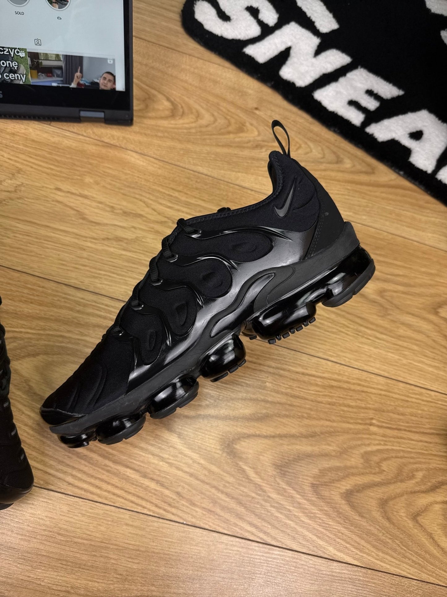 Nike Air Vapormax Plus (46)
