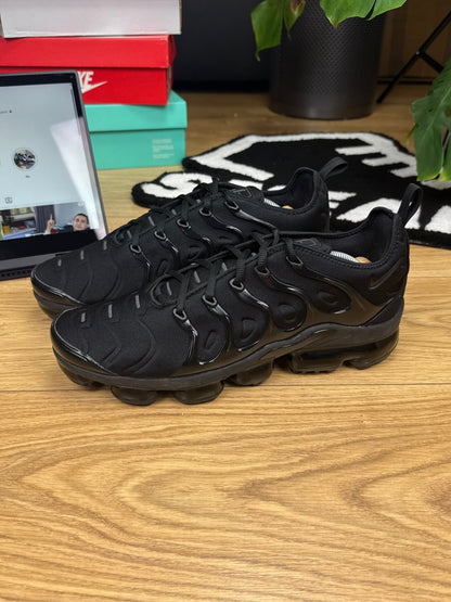 Nike Air Vapormax Plus (46)
